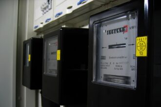 Μετρητής κατανάλωσης ρεύματος και κόστος ηλεκτρικής ενέργειας