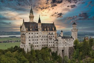 Το κάστρο Neuschwanstein στη Βαυαρία