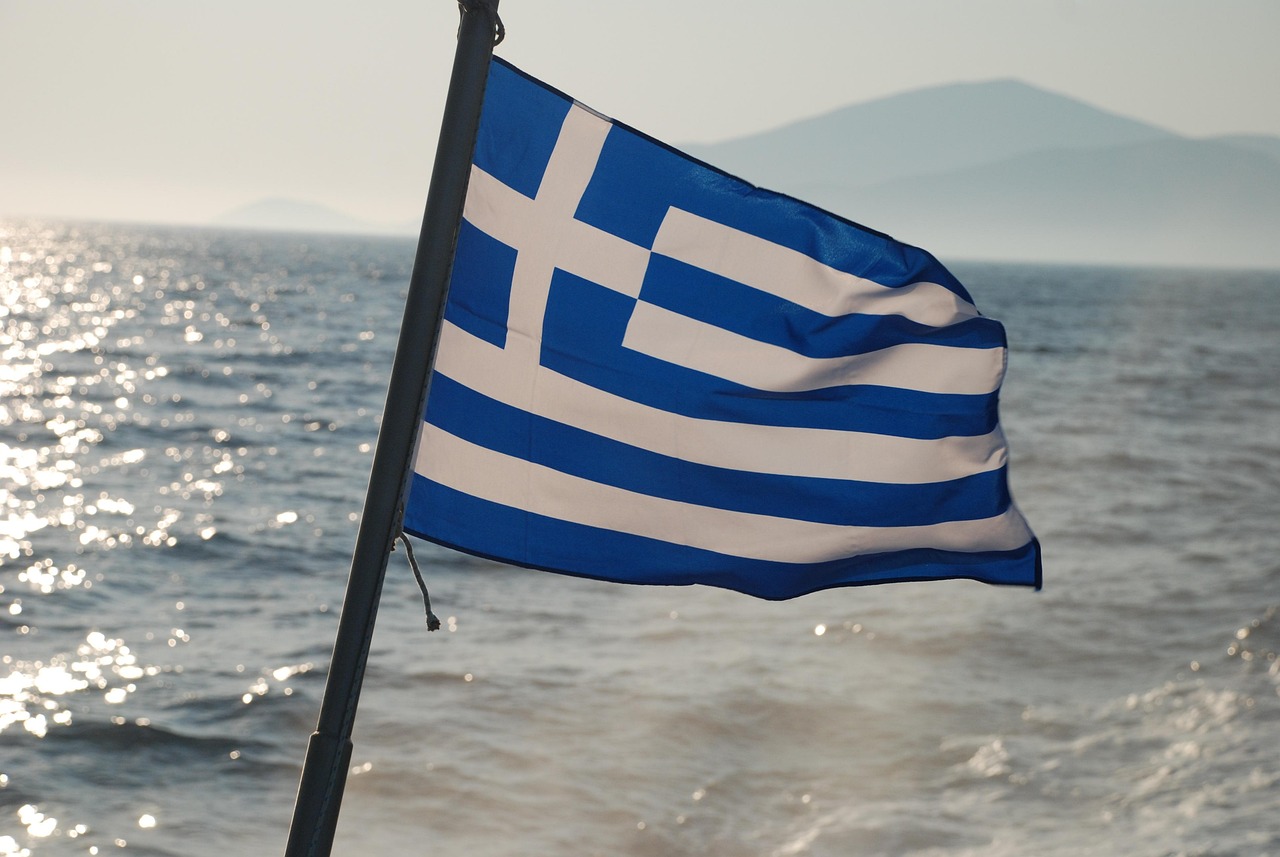 Opinion Poll στη Ελλάδα: Η ΝΔ πρώτο κόμμα - Η Πλεύση Ελευθερίας στη 2η θέση