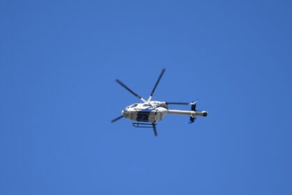 Αναφορές για «πυροβολισμούς» προκάλεσαν χάος στο OEZ