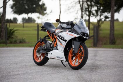 Σπορ μοτοσικλέτα της αυστριακής εταιρείας KTM