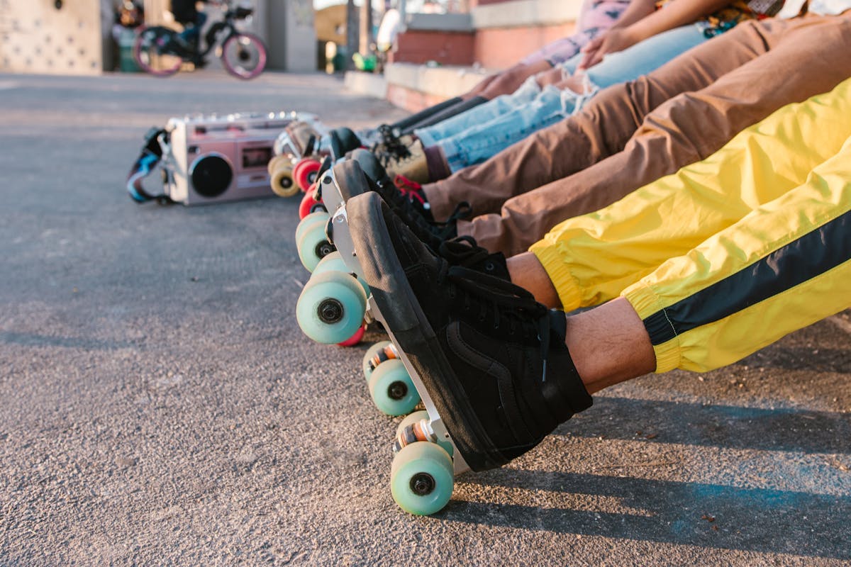 Φίλοι του inline skating ετοιμάζονται για το Blade Night στο Μόναχο