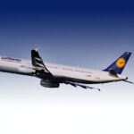 Αεροπλάνο της Lufthansa απογειώνεται από γερμανικό αεροδρόμιο