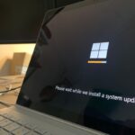 Εγκατάσταση αναβάθμισης των windows σε φορητό υπολογιστή