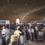 Επιβάτες σε αεροδρόμιο στη Γερμανία