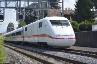 Γερμανία: 20χρονος από τη Συρία επιτέθηκε με τσεκούρι σε τρένο - Πολλοί τραυματίες