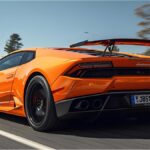 Damaged Lamborghini Huracán at accident site in Esslingen, Germany